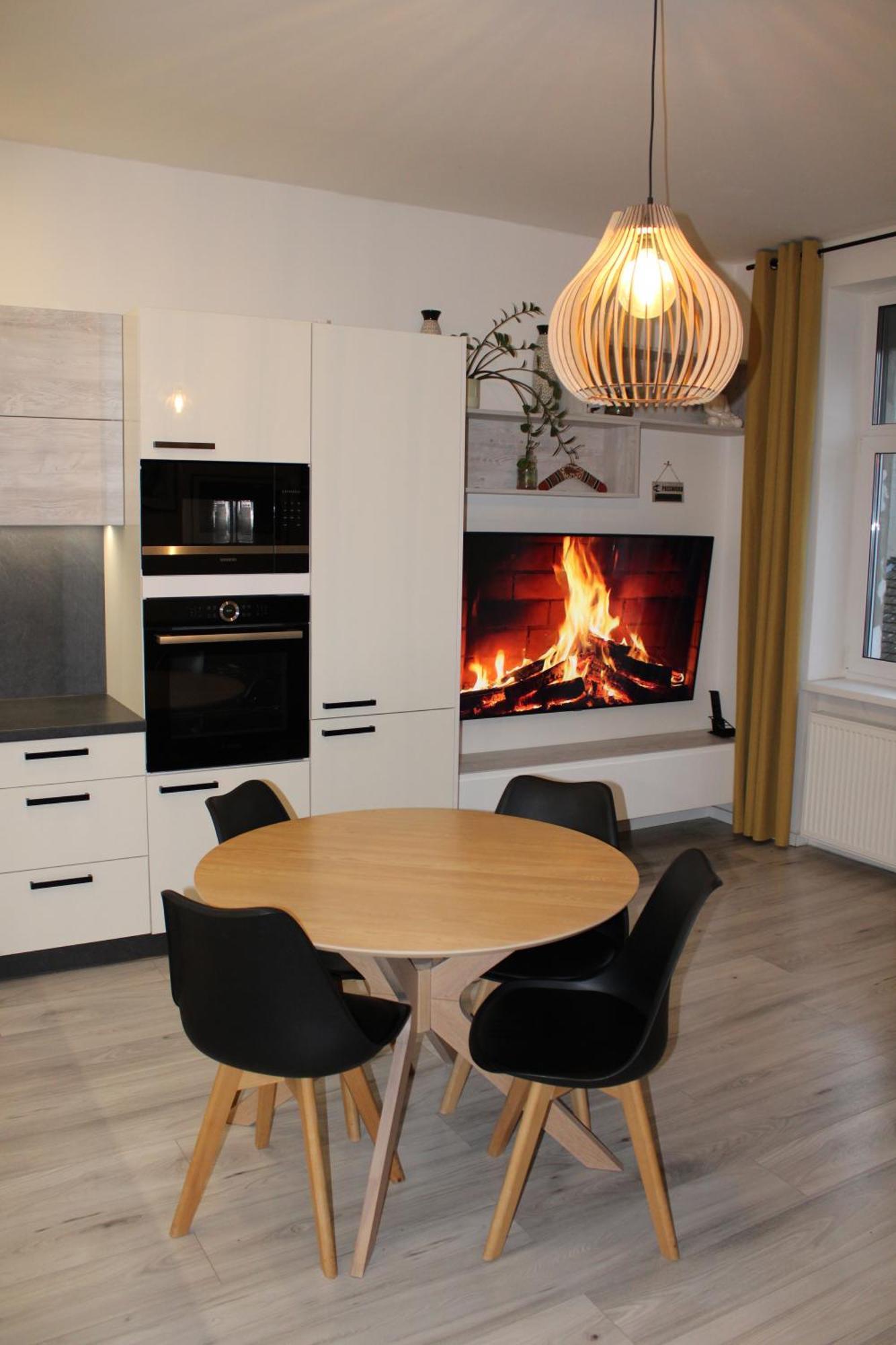Lovely 2-Bedroom Apartment In Centre Of Pozsony Kültér fotó